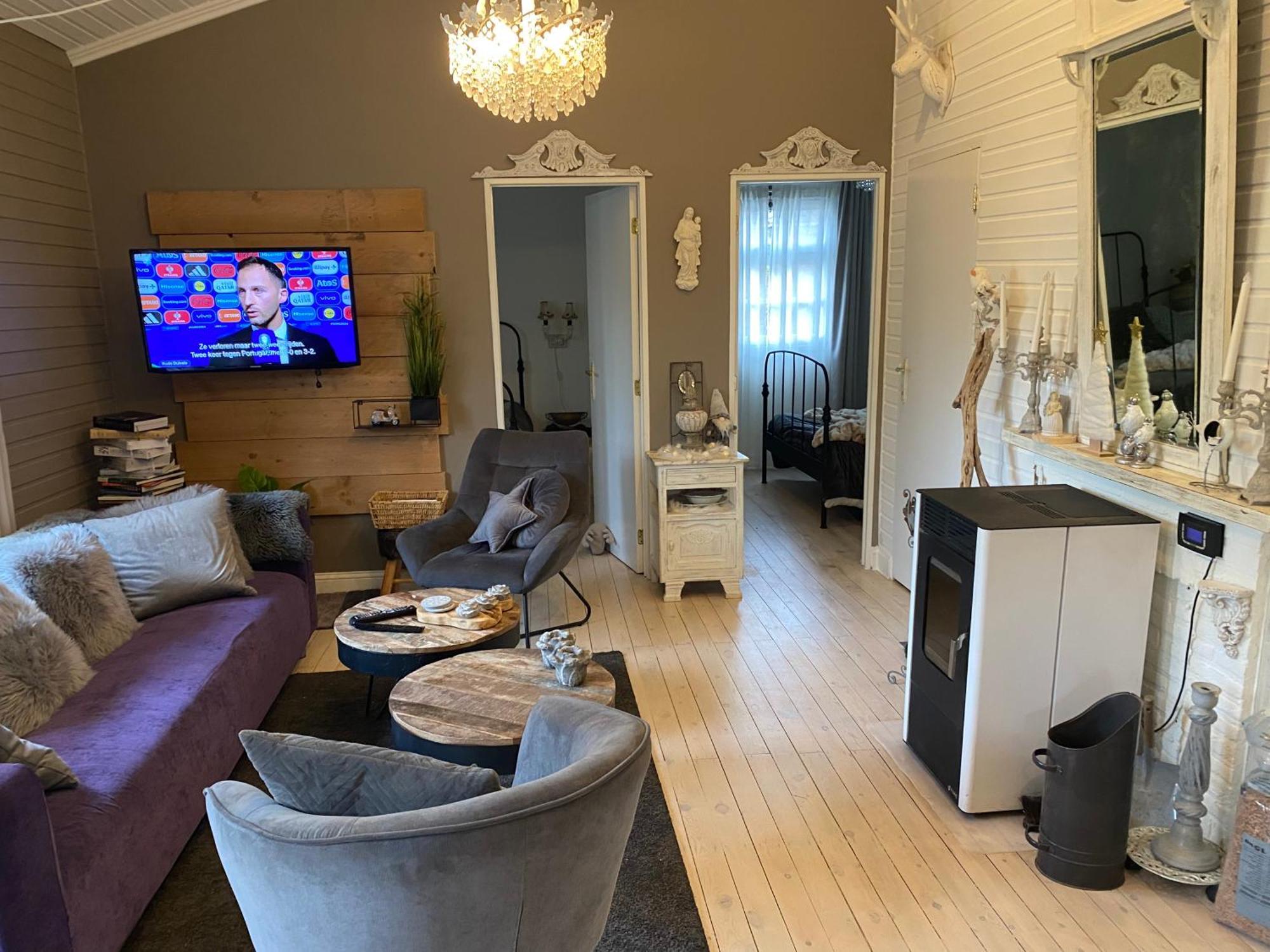 Chalet Sint Barbara Zutendaal Ngoại thất bức ảnh